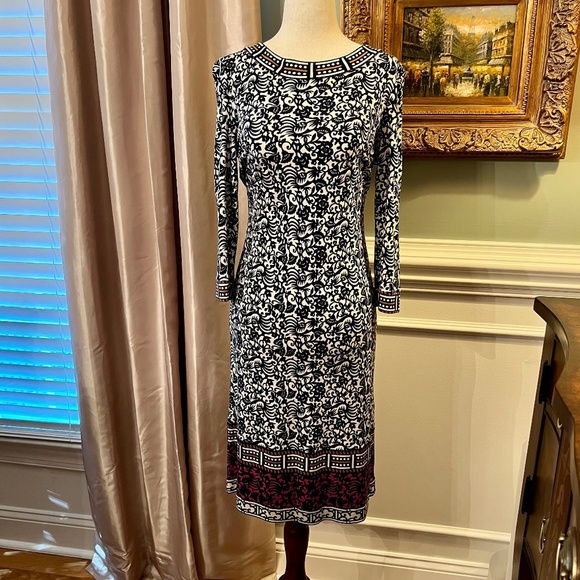 $448 NWOT Tory Burch Silk Knit Floral Scroll Print Dress Size MEDIUM - Picture 1 of 5